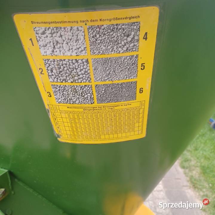 Sprzedam rozsiewacz Amazone nieuszkodzony sprzedam