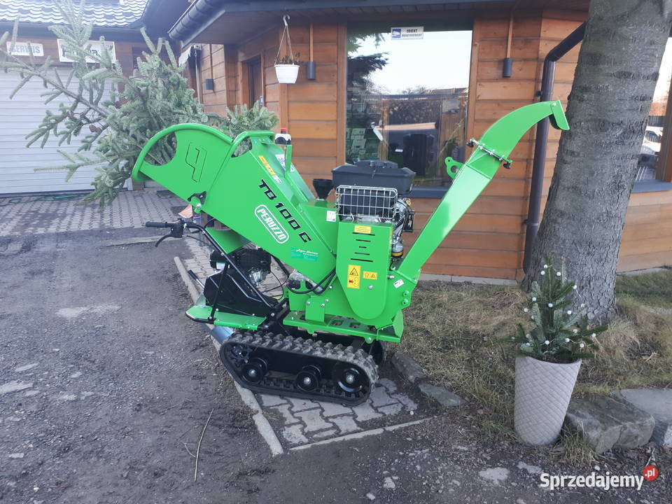 Rębak do gałęzi 10 z silnikiem 18 na gąsienicach Samojezdne Głogoczów