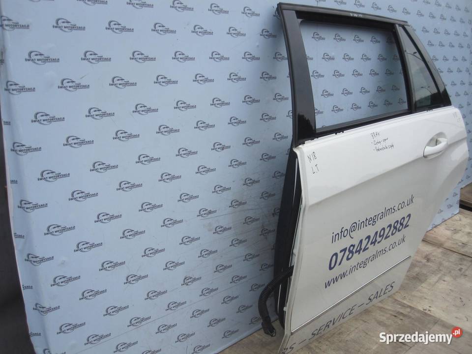 MERCEDES E IV W212 12r drzwi lewe tył osobowe