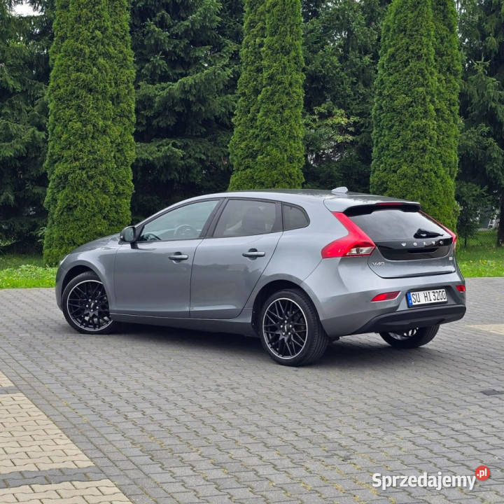 Volvo V40 Volvo V40 II 20 D2 DriveE Summum II 1969cm3 Ostrów Mazowiecka