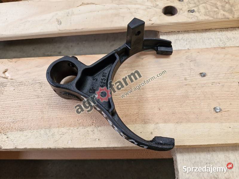 Widełki skrzyni biegów Massey Ferguson 5425 6120 Byków