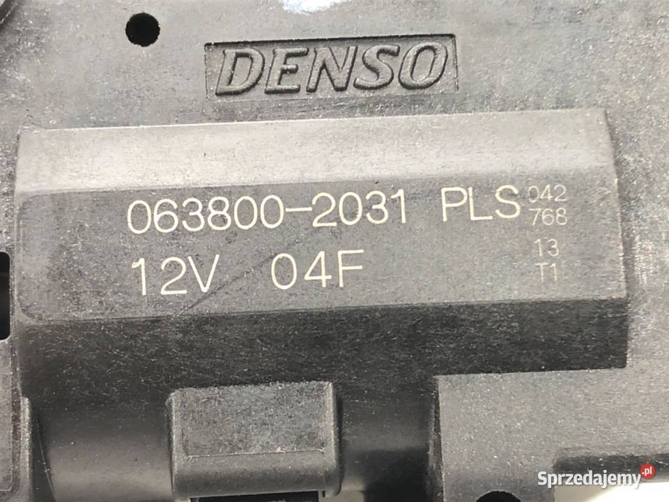 SILNIK NAGRZEWNICY TOYOTA 0638002031 COROLLA E21