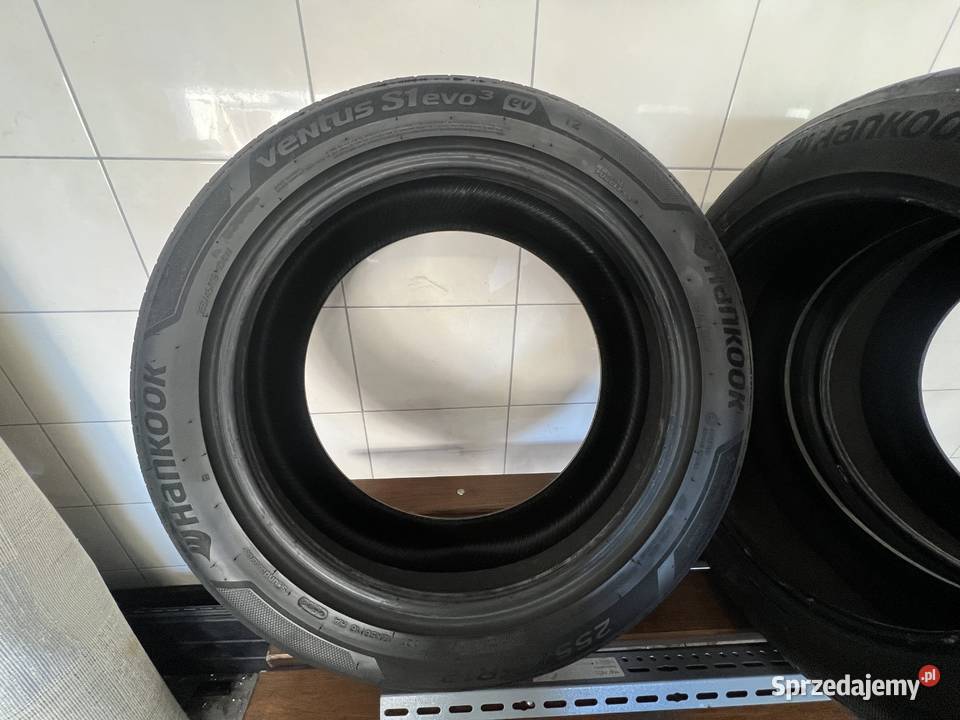 Opony Hankook 2554519 255