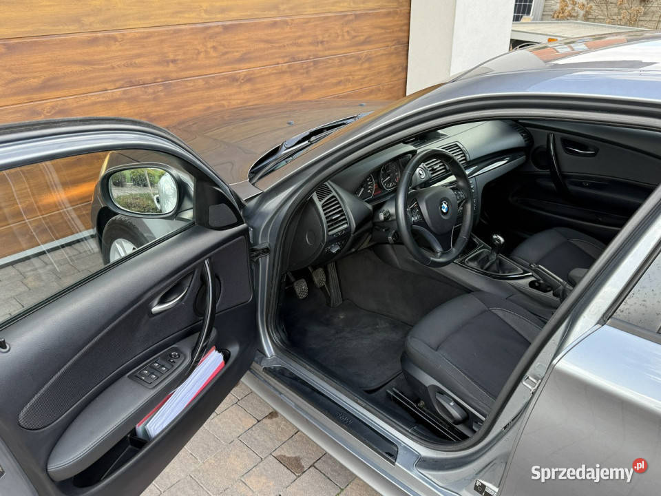 BMW 116 11r 20 benzyna ładna zadbana klimatronik szary śląskie Konradów