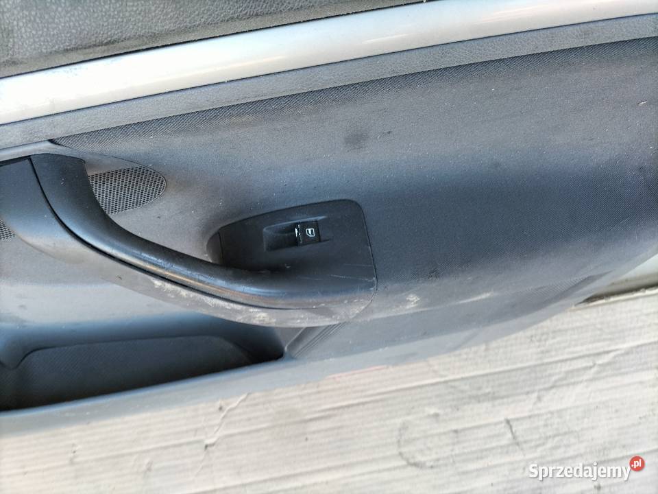 VW GOLF 5 BOCZEK DRZWI PRAWY PRZÓD Kamień-Kolonia