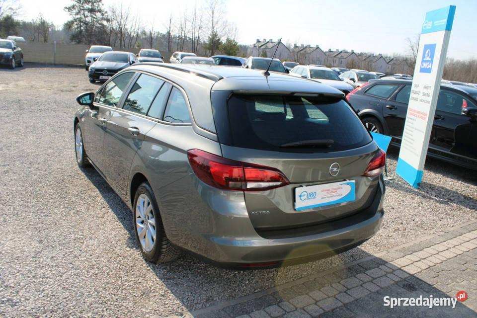 Opel Astra EDITION Salon Polska netto 25 121 PLN 4/5 mazowieckie Warszawa sprzedam