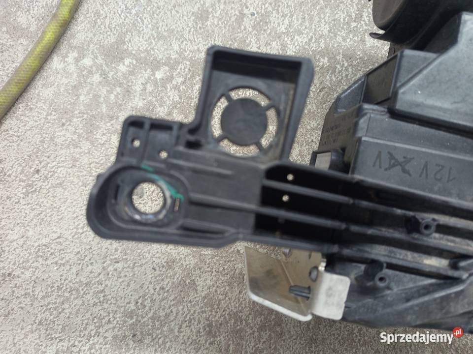 Reflektor prawy mokka b orginalny full led podkarpackie