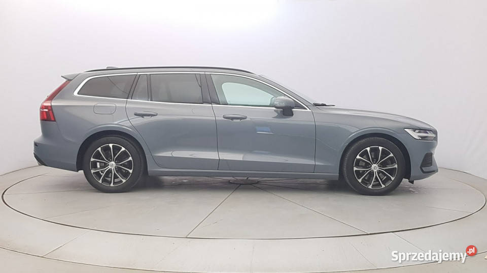 Volvo V60 B4 D Momentum Pro Z Polskiego Salonu Rok produkcji 2022 mazowieckie Warszawa