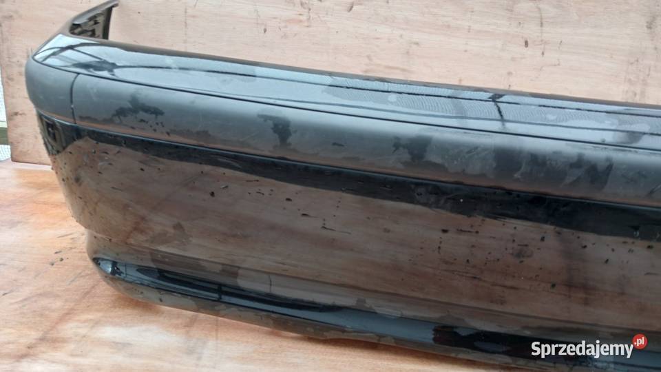 BMW E46 FL SEDAN ZDERZAK TYŁ 6689 Zbierkowo sprzedam