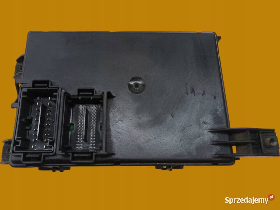 SKRZYNKA BEZPIECZNIKÓW 00518060460 Fiat Grande świętokrzyskie