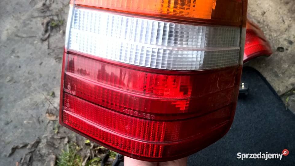 Lampa tył lampa tylna prawa lewa Mercedes w124