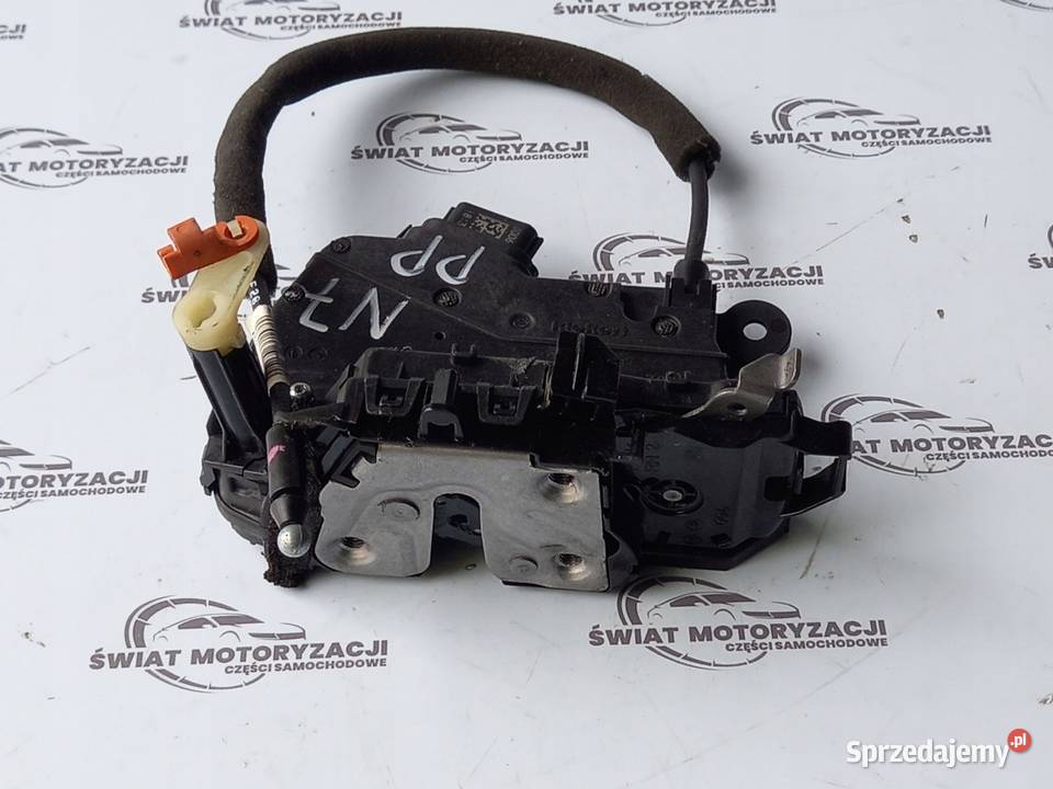 NISSAN MICRA V K14 19r zamek drzwi prawy przód świętokrzyskie Kielce