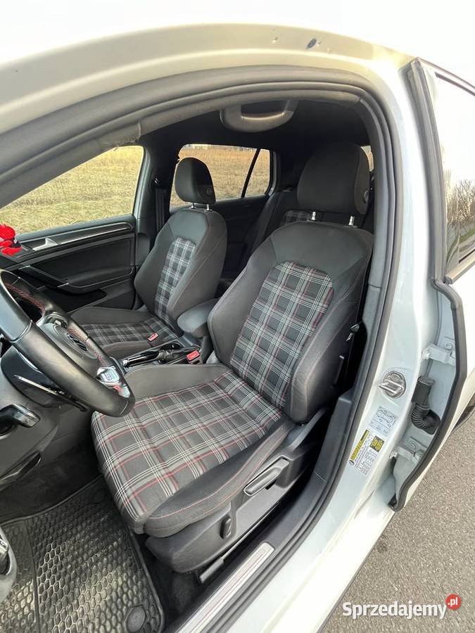 Volkswagen golf GTI 75 gniazdo USB Golf Częstochowa sprzedam