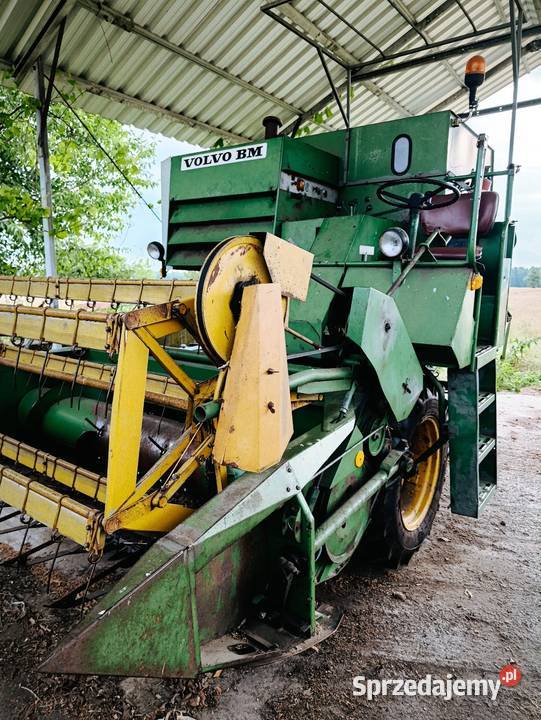 Kombajn zbożowy Volvo bm 800