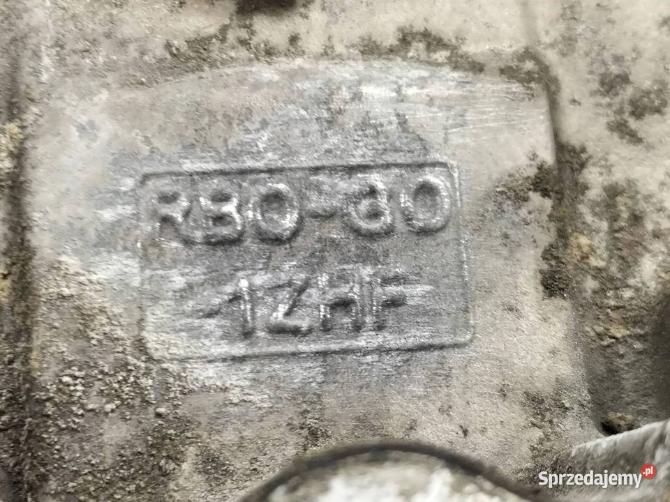 GŁOWICA KOMPLETNA 12 16V Honda Jazz III 2008 Rok produkcji 2010 Silniki i osprzęt sprzedam