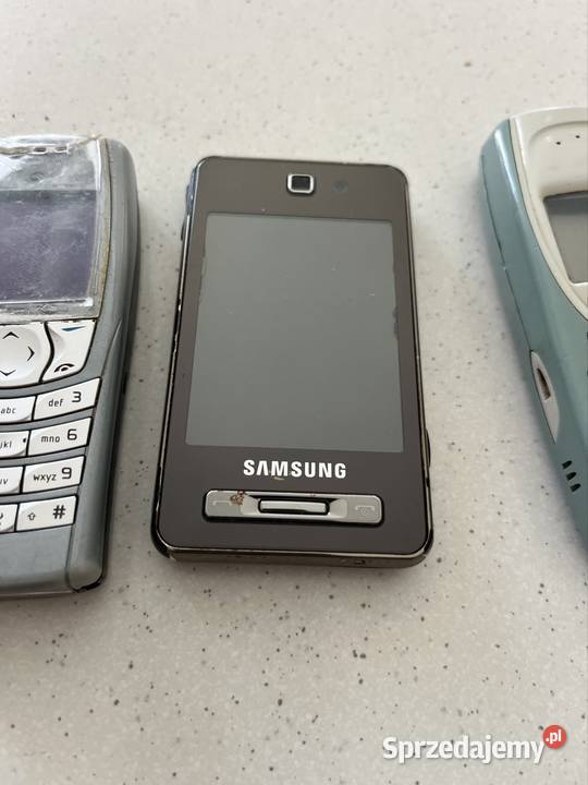 Stare telefony komórkowe Głuchołazy