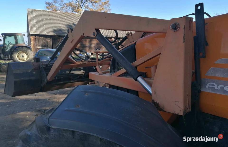 Tur Renault Ares Zbuczyn