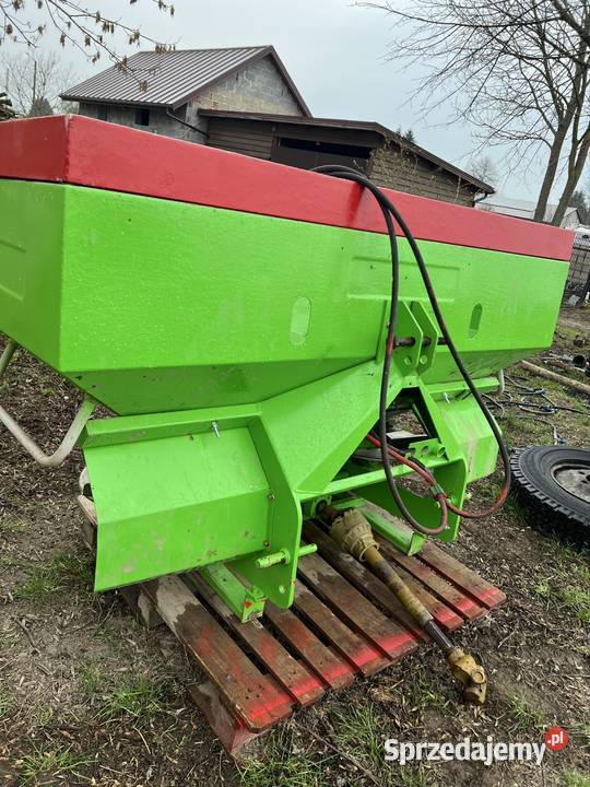 Rozsiewacz Unia Mx850 Rozsiewacze nawozów