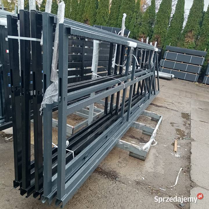 Brama przesuwna z wypełnieniem panelowym metal Bramy Baranów Sandomierski sprzedam