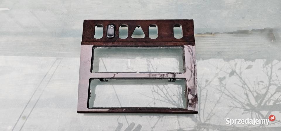 Ramka radia panel mercedes w210 elegance Rok produkcji 1999 Zbąszyń