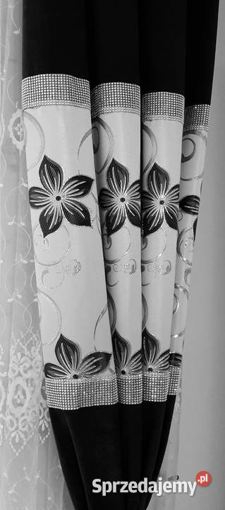 Zasłony pluszowe czarne