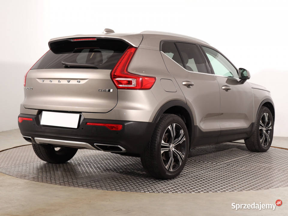 Volvo XC40 D4 AWD Katowice