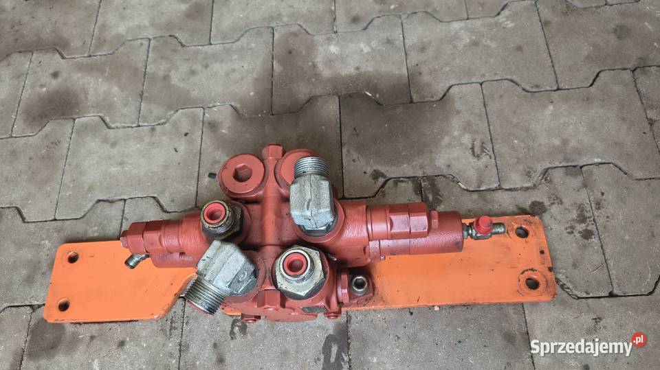 Rozdzielacz Hydrauliczny DOOSAN Dx140w sprzedam