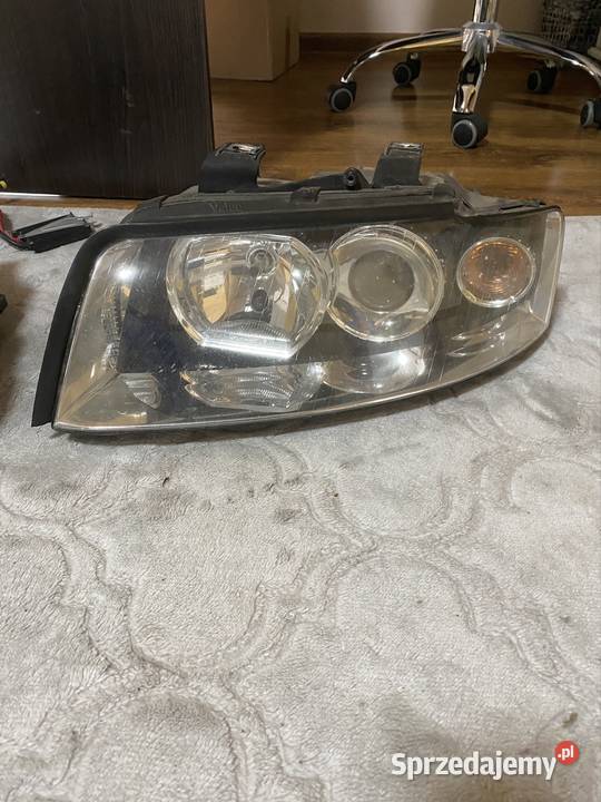 Lampy Przednie Audi A4 B6