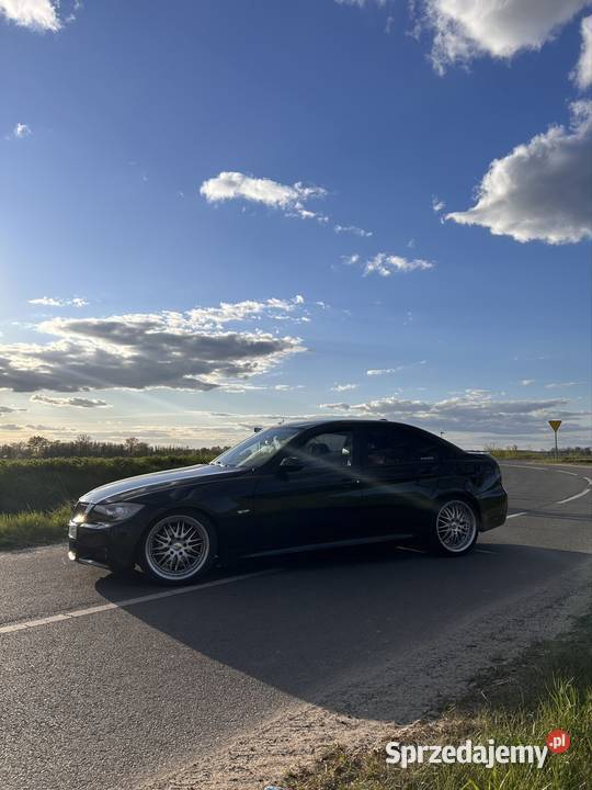 Bmw e90 320d car audio