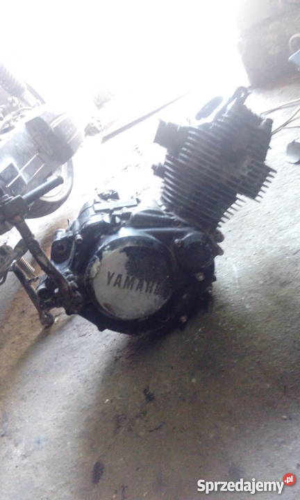 Silnik Yamaha 200 3 4t Silniki i osprzęt
