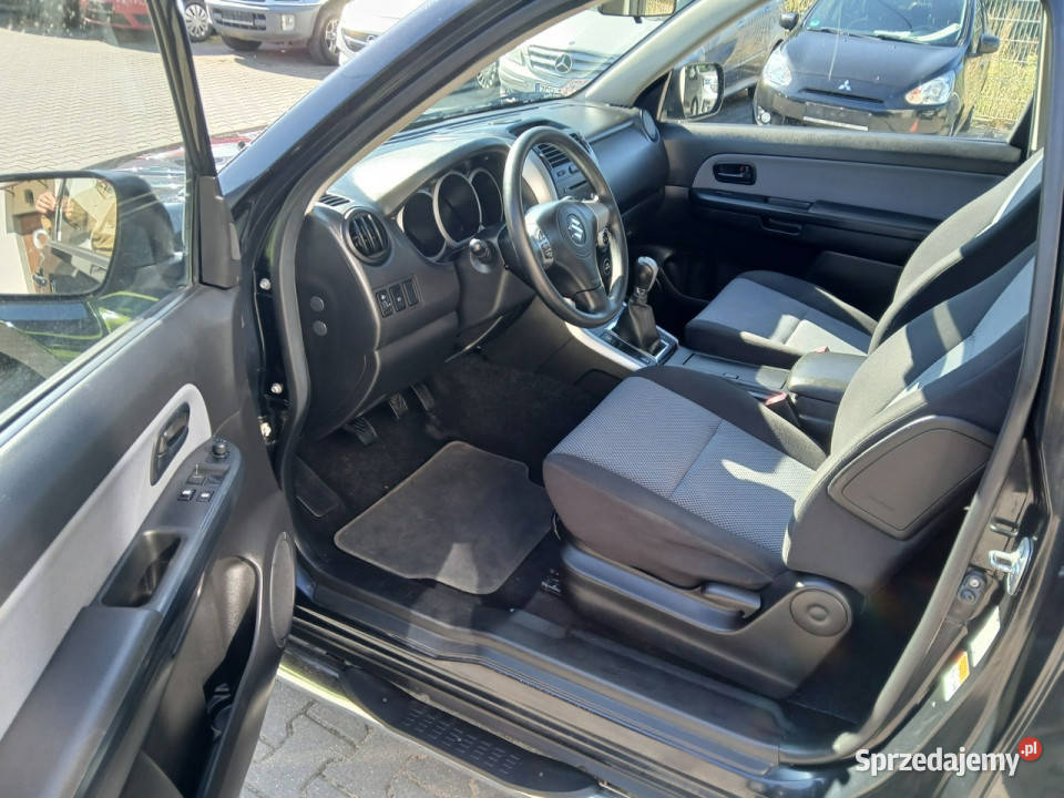 Suzuki Grand Vitara 16i 4X4 alufelgi klimatronik Gryfino
