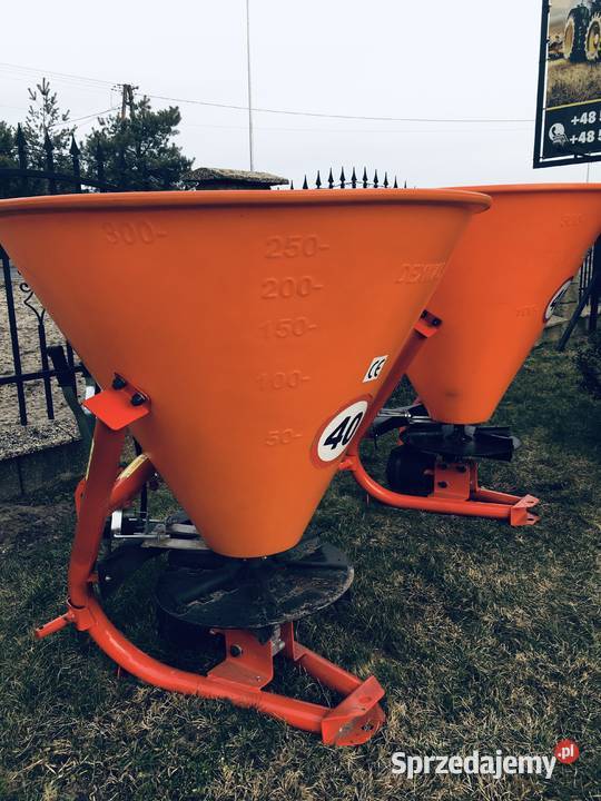Rozsiewacz nawozów lejkowy 500 L TRANSPORT Chełm
