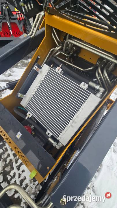 Mini ładowarka gąsienicowa INFRONT YF380 łyżka Dunkowa sprzedam