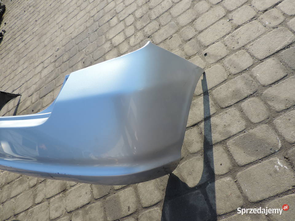ZDERZAK TYL TYLNY HONDA JAZZ II 2 NH623M Rok produkcji 2002