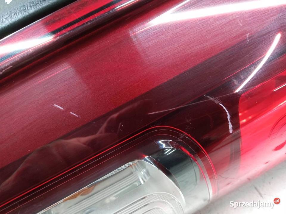 LAMPA TYŁ PRAWA B EU TRAFIC III Opel Vivaro II