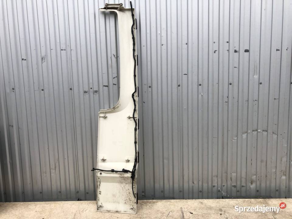 OWIEWKA KABINY PRAWA DAF XF 1836001 Karoseryjne