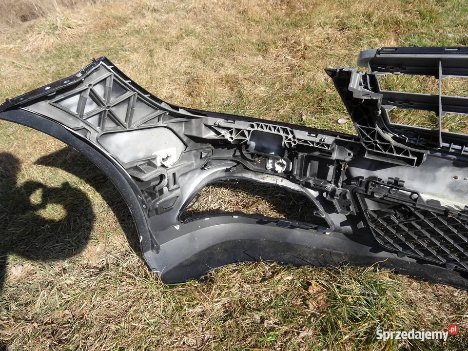 zderzak przód przedni mercedes cklasa w204 lift Niemodlin