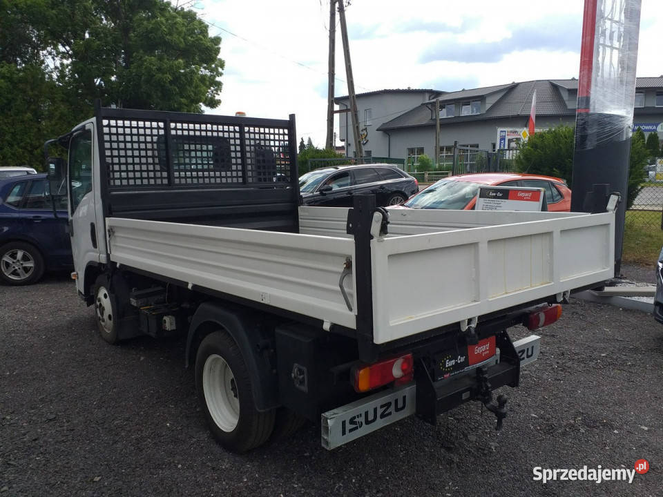 Isuzu N światła przeciwmgłowe lubelskie sprzedam
