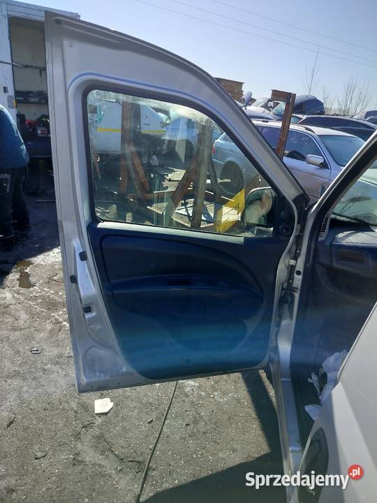 Drzwi lewe Opel Combo D Anglik Przybiernów