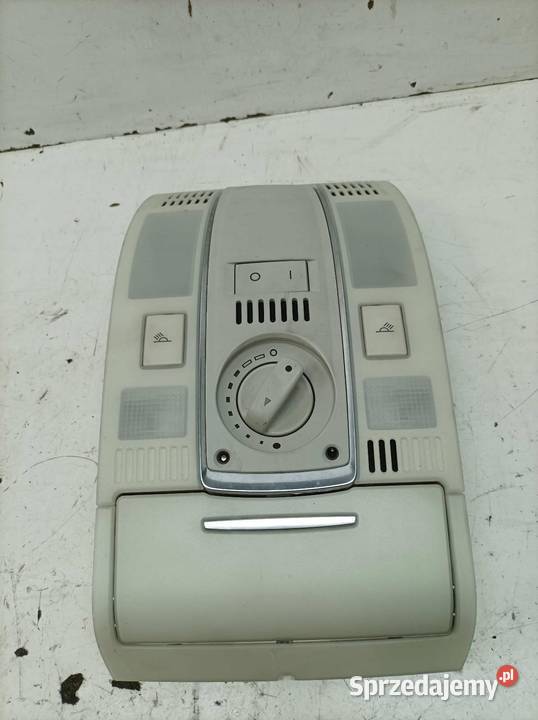 LAMPKA PODSUFITKI SZYBERDACH 4F0947135B0 Audi A6 świętokrzyskie