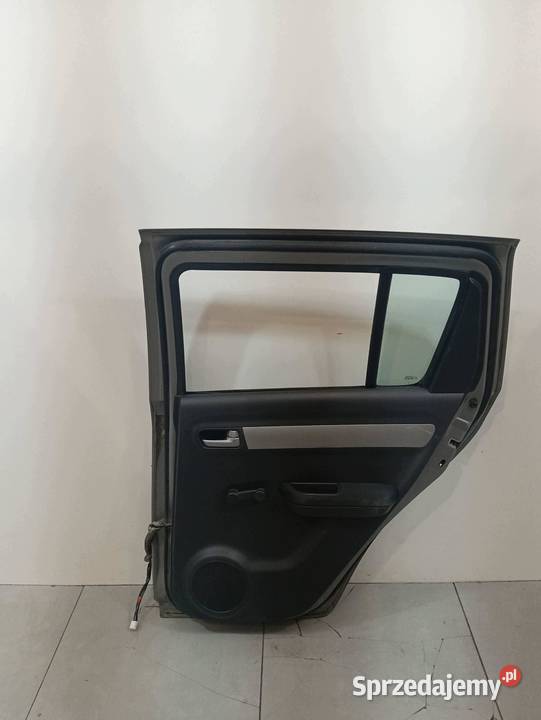 DRZWI PRAWE TYŁ ZCD 5D HB Suzuki Swift IV