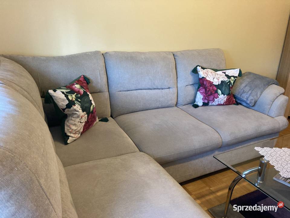 sofa narożnik w popielatym kolorze Sierpc