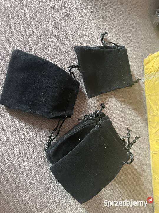 Srebrne kolczyki z perłą Wyprzedaż likwidacja Osiny