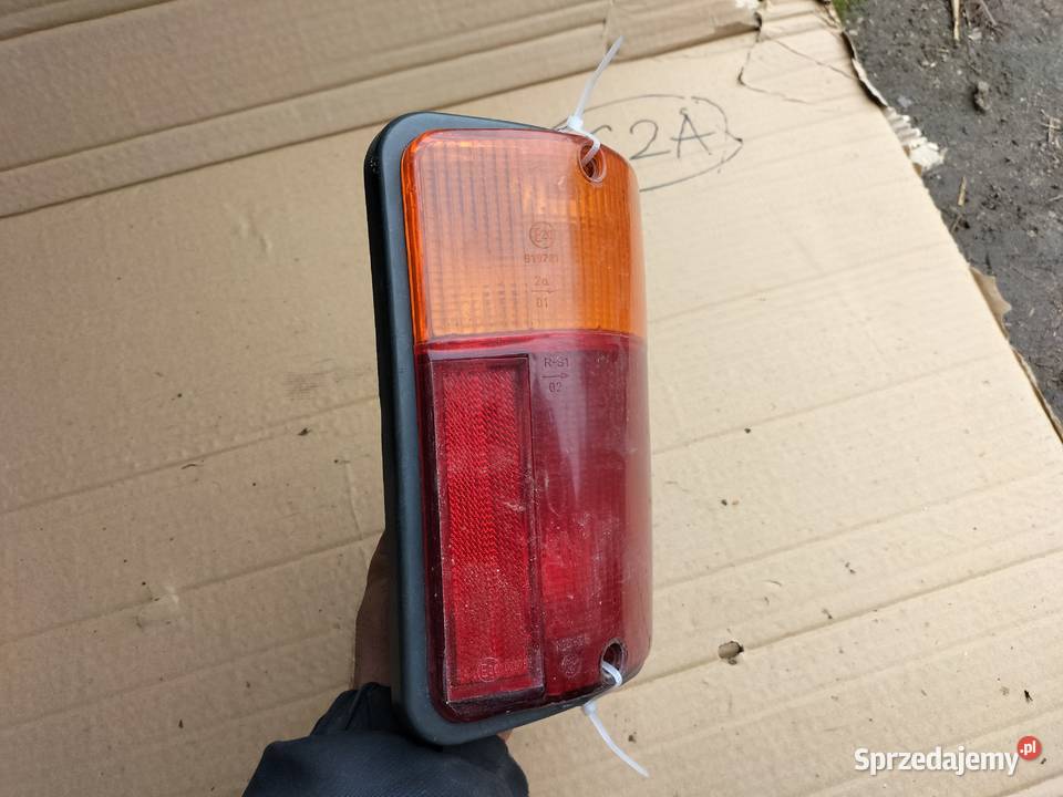 FIAT 126P 126 P ELEGANT MALUCH LAMPA TYŁ TYLNA osobowe Kamień-Kolonia