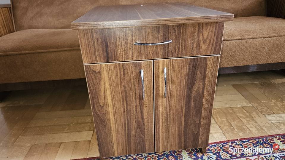 Stolik nakastlik z lampką małopolskie Kraków