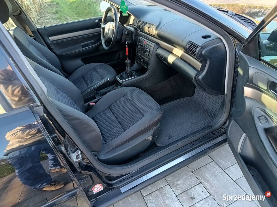 Audi A4 B5 LIFT 18 benzyna Avant ładny stan bez Zamość