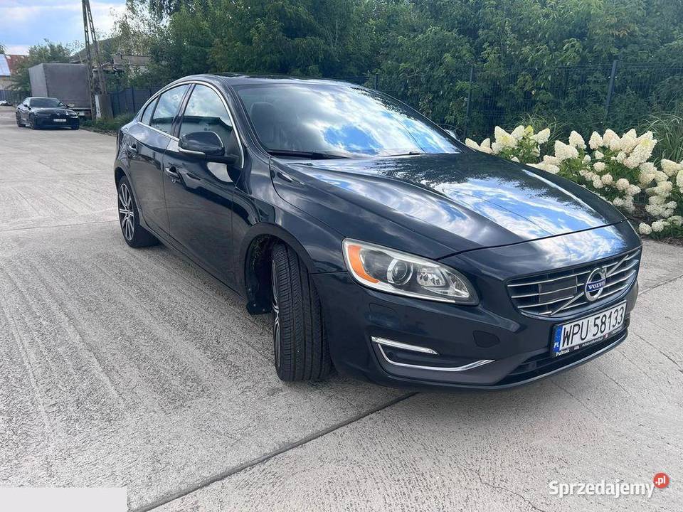 Volvo S60 PLATINUM 20 benzyna 306 2015r Pułtusk