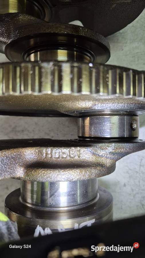 BMW E46 316i 318i N42 Wał Korbowy HUB81