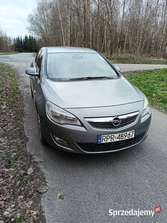 Opel Astra J 17 CDTI Rok produkcji 2010 Jawornik Polski