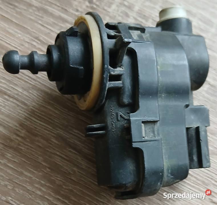 silniczek regulacji położenia świateł w lampie Tarnobrzeg sprzedam